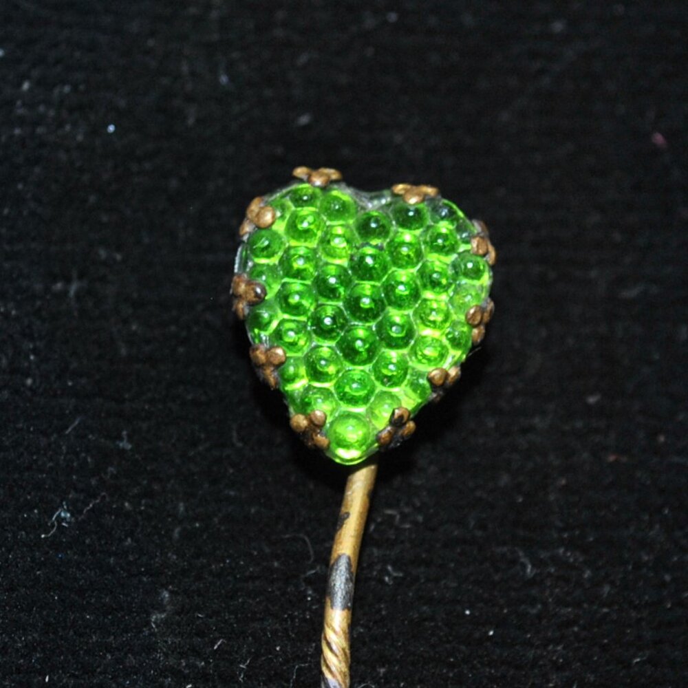 Antique Green Bubble Glass Heart Stick / Tie Pin